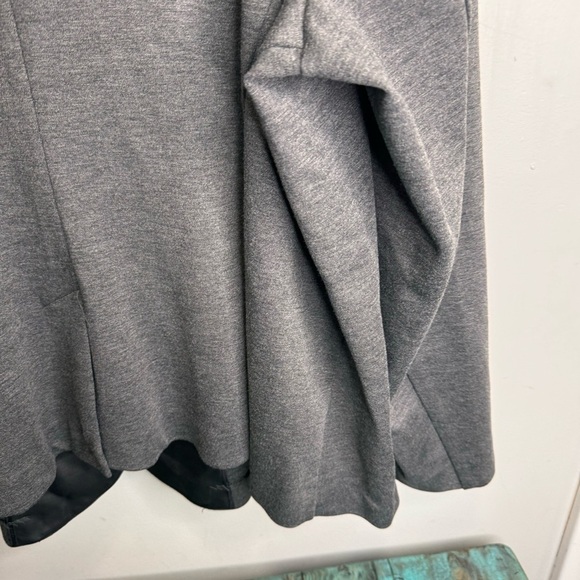 Addition Elle Michel Studio Grey Lightweight Blazer Faux Leather Detail Size 24 - Picture 8 of 11